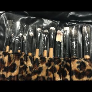 Makeup Brush Roll